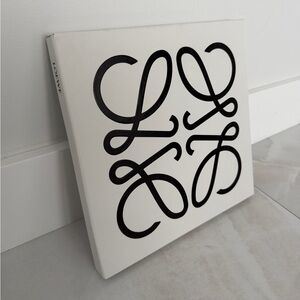 LOEWE Newest Anagram Gift Box